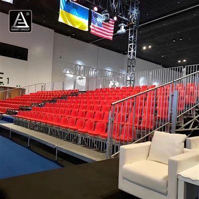 Bleachers tal-Grandstand tal-metall tal-udjenza temporanja li jinġarru